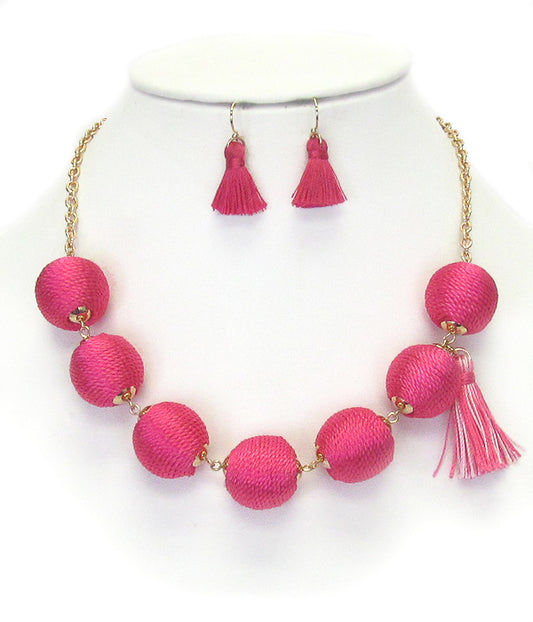 Ball & Tassel Necklace Set-Pink